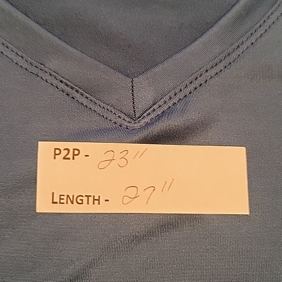 Adrienne Vittadini Sport V-neck Top - Picture 6 of 7